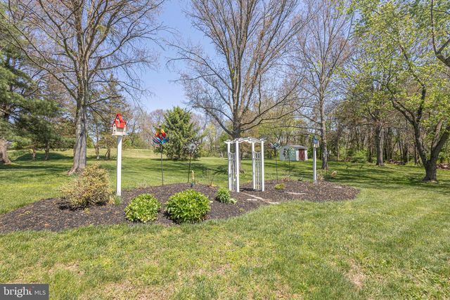 225 PARKVIEW CT, Harleysville, PA 19438