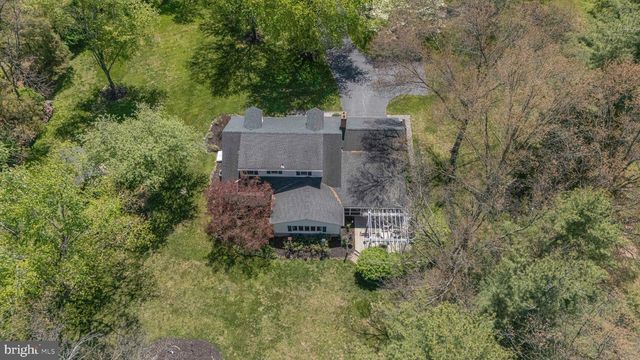 225 PARKVIEW CT, Harleysville, PA 19438