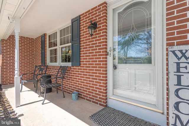 225 PARKVIEW CT, Harleysville, PA 19438