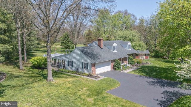 225 PARKVIEW CT, Harleysville, PA 19438