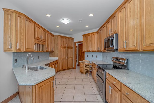 2296 Big Landing Dr., Little River, SC 29566