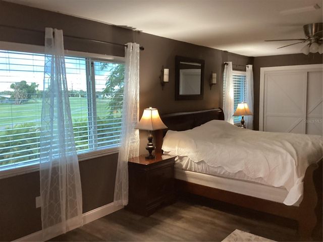 90 OAKLAND HILLS COURT, Rotonda West, FL 33947