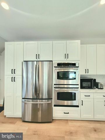 54 BLAKE AVE, Rockledge, PA 19046