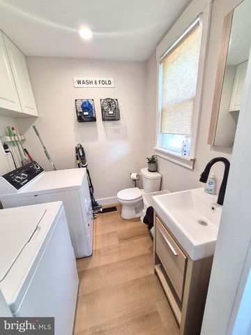 54 BLAKE AVE, Rockledge, PA 19046