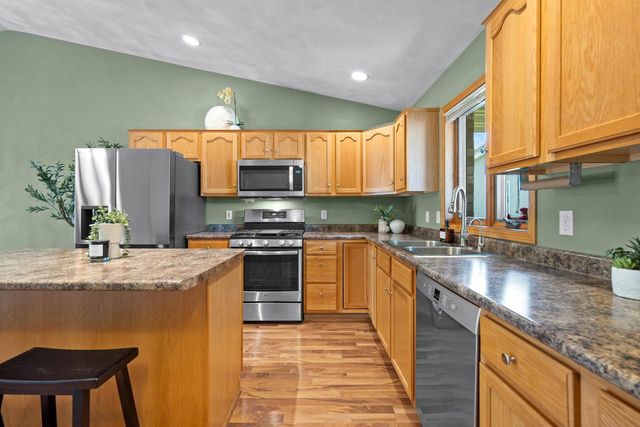 N1838 HYACINTH COURT, Greenville, WI 54942
