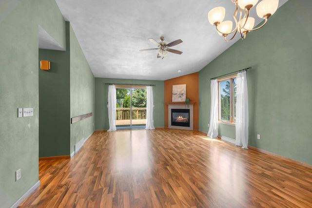 N1838 HYACINTH COURT, Greenville, WI 54942