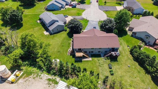 N1838 HYACINTH COURT, Greenville, WI 54942