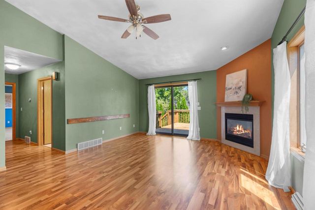 N1838 HYACINTH COURT, Greenville, WI 54942