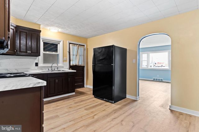 602 SAINT JOHNS RD, Shiremanstown, PA 17011