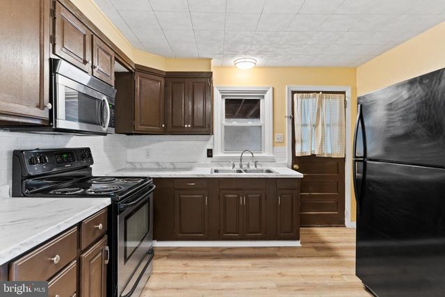 602 SAINT JOHNS RD, Shiremanstown, PA 17011