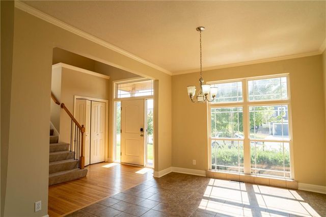 10760 N Laurel Avenue, Kansas City, MO 64157