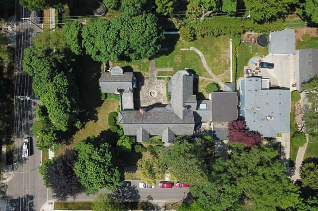 355 Lincoln Road, Grosse Pointe, MI 48230