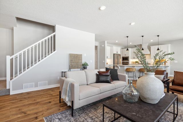 4839 Blake Way, Woodbury, MN 55129