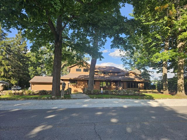 683 Waverly Road, La Porte, IN 46350