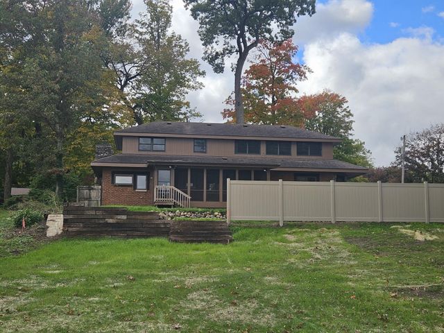 683 Waverly Road, La Porte, IN 46350