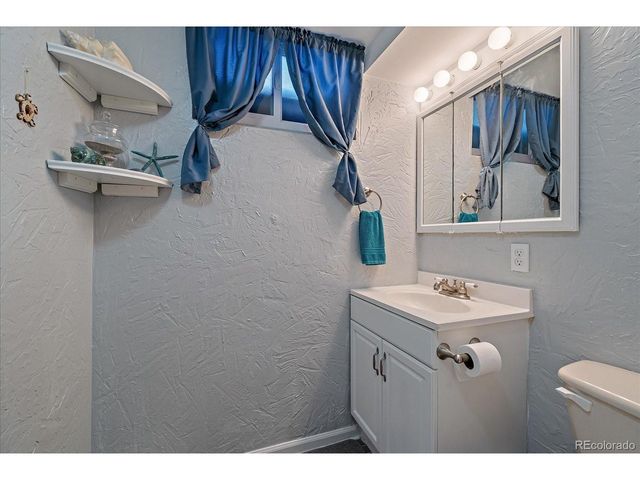 1200 E 112th Pl, Northglenn, CO 80233