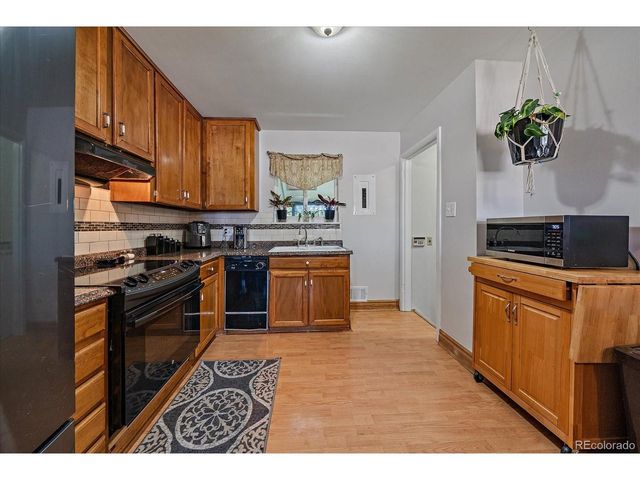 1200 E 112th Pl, Northglenn, CO 80233