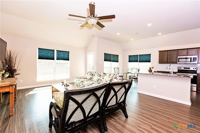 903 Fallbrook Drive, Temple, TX 76502