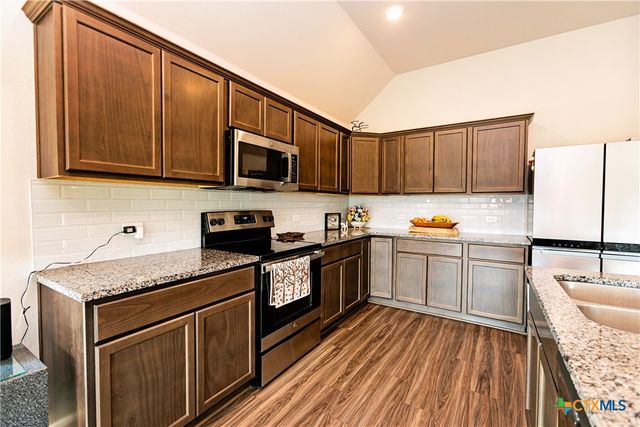 903 Fallbrook Drive, Temple, TX 76502