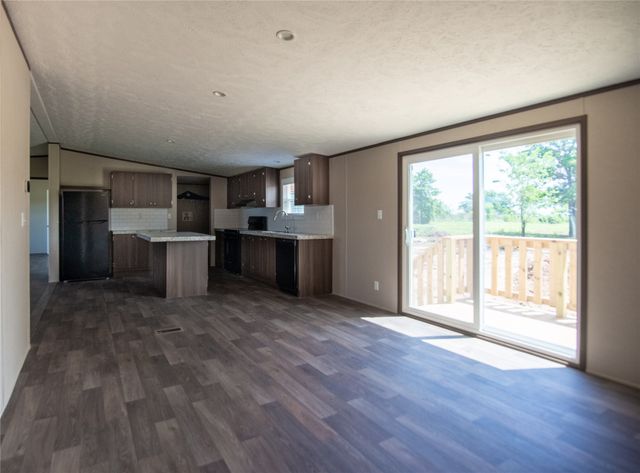 130 Private Road 1784, Sunset, TX 76270