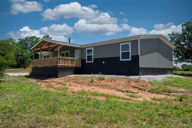 130 Private Road 1784, Sunset, TX 76270