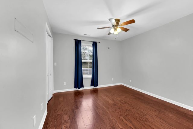 420 Thompkins Ln, Clarksville, TN 37043