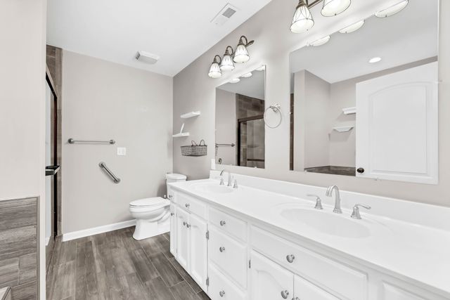 420 Thompkins Ln, Clarksville, TN 37043