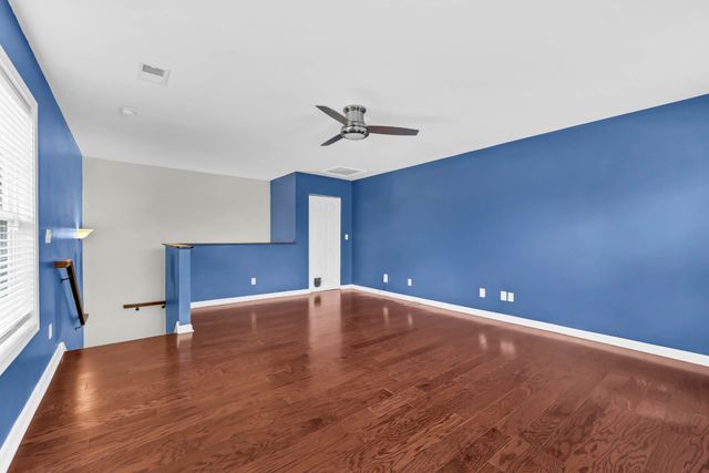 420 Thompkins Ln, Clarksville, TN 37043