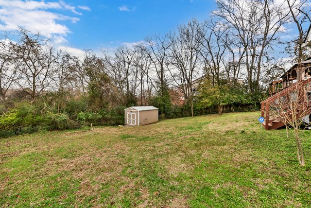 420 Thompkins Ln, Clarksville, TN 37043