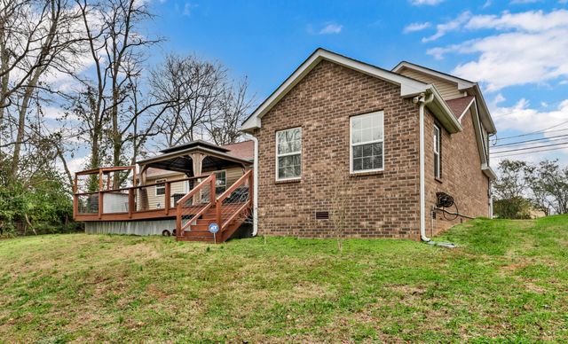 420 Thompkins Ln, Clarksville, TN 37043