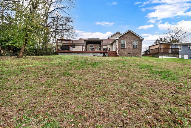 420 Thompkins Ln, Clarksville, TN 37043