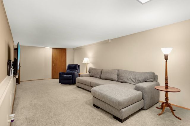 3719 Baillif Place, Bloomington, MN 55431