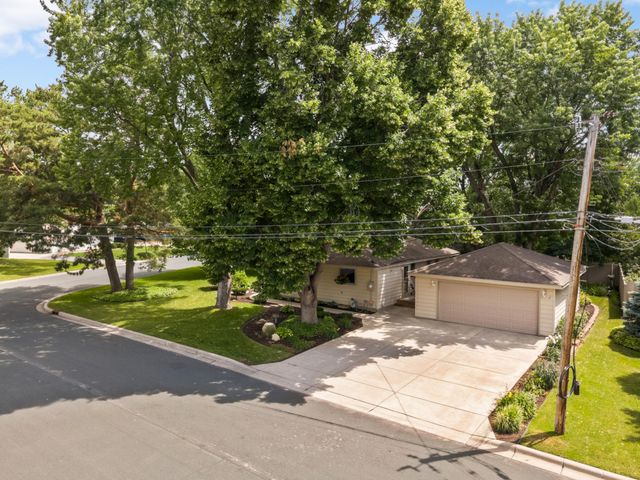 3719 Baillif Place, Bloomington, MN 55431