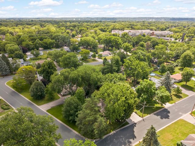 3719 Baillif Place, Bloomington, MN 55431