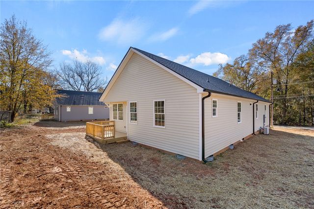 335 Winston Street, Pendleton, SC 29670