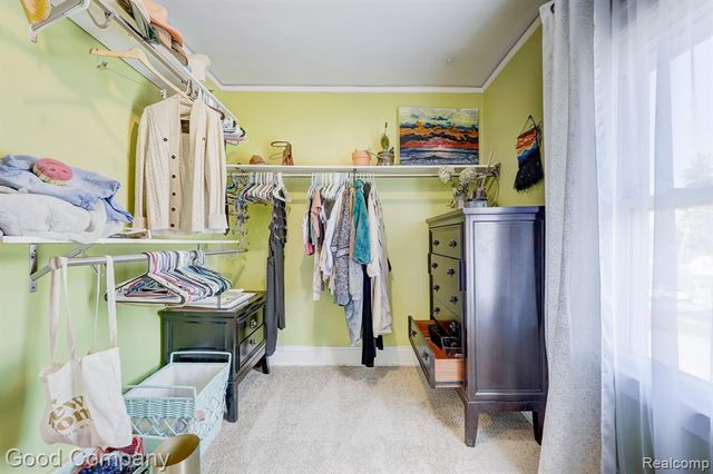 812 E George Avenue, Hazel Park, MI 48030