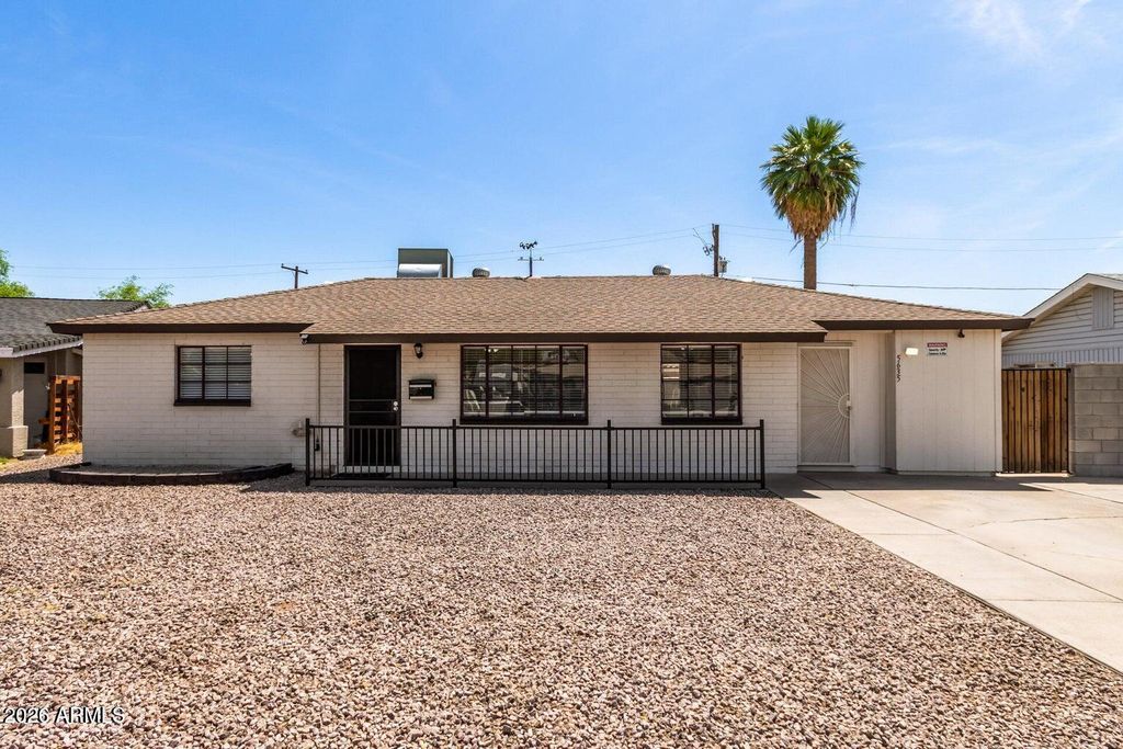 5635 N 35TH Drive, Phoenix, AZ 85019