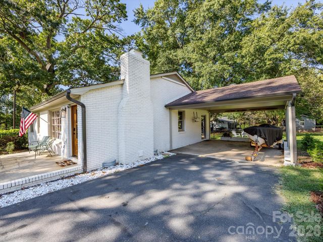 201 Browntown Road, Belmont, NC 28012