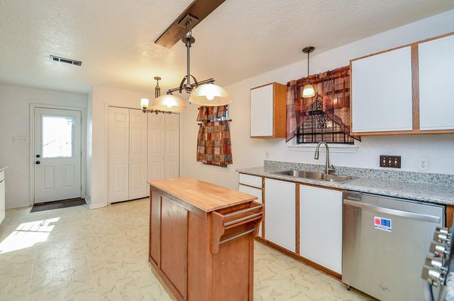 13837 Purplemartin Street, Houston, TX 77083