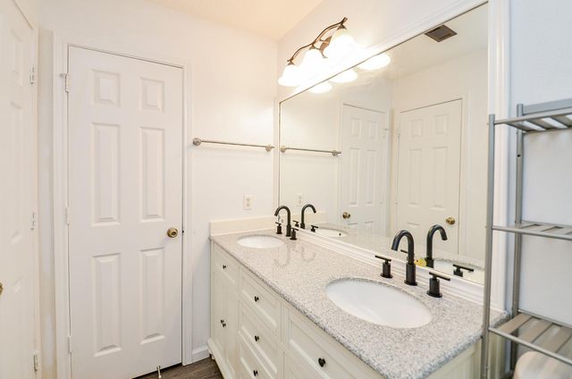 13837 Purplemartin Street, Houston, TX 77083
