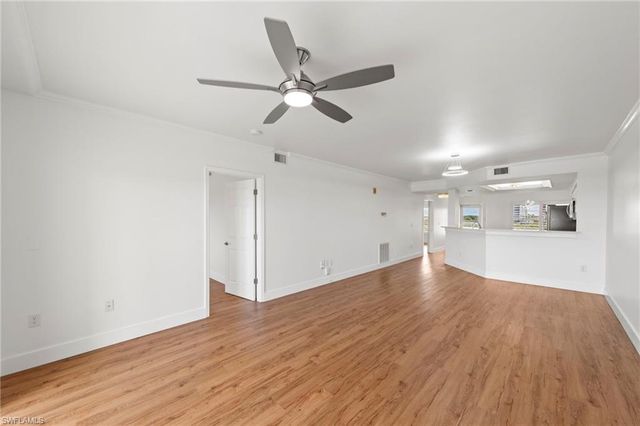 13105 Vanderbilt DR 502, Naples, FL 34110