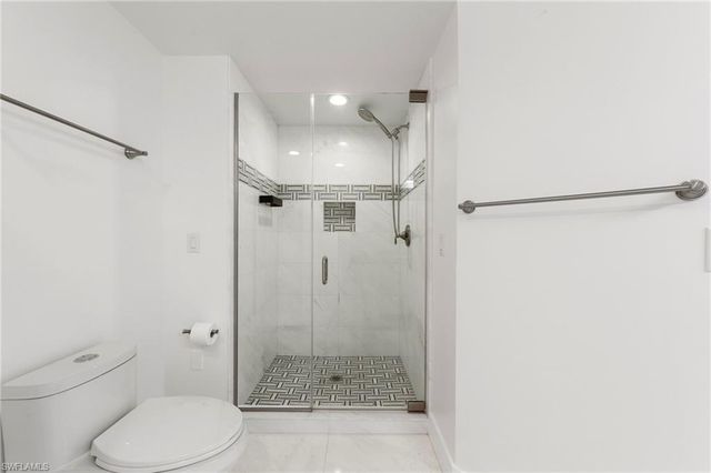 13105 Vanderbilt DR 502, Naples, FL 34110