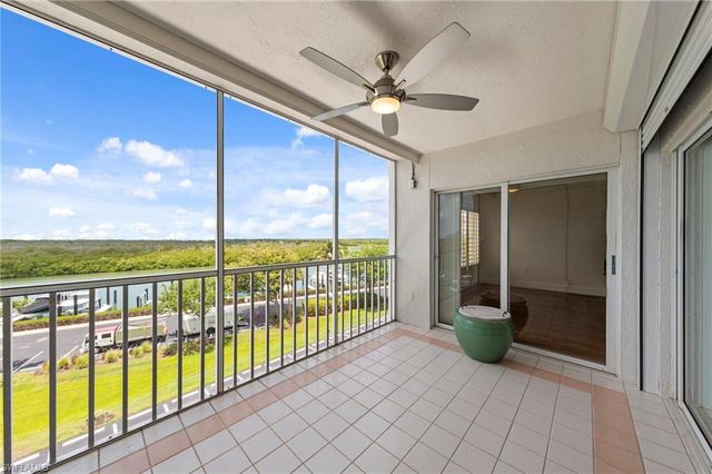 13105 Vanderbilt DR 502, Naples, FL 34110