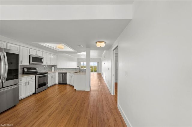 13105 Vanderbilt DR 502, Naples, FL 34110