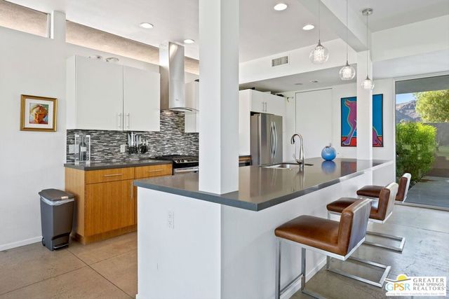 88 Desert Lakes Drive, Palm Springs, CA 92264