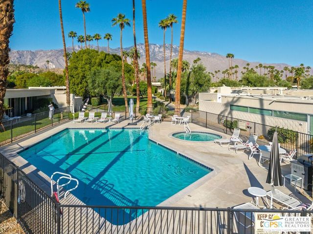 88 Desert Lakes Drive, Palm Springs, CA 92264