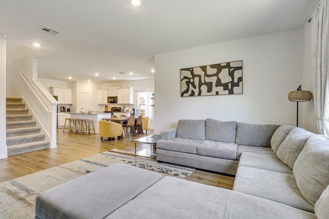 10701 Steinbeck DR, Austin, TX 78747