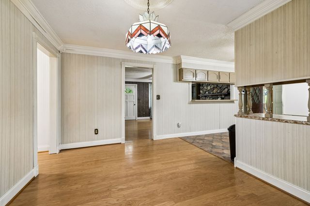 148 Maple St, Gordonsville, TN 38563