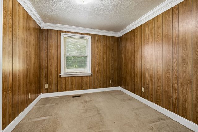 148 Maple St, Gordonsville, TN 38563