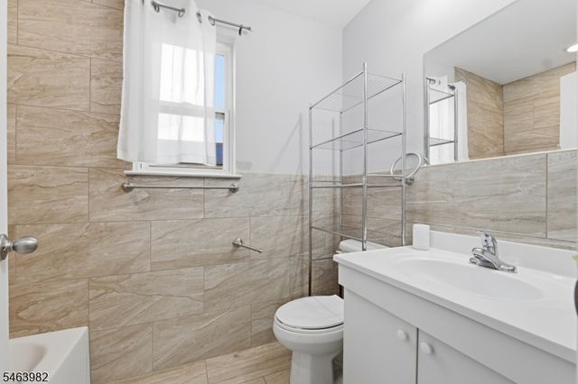 572 S 11Th St, Newark City, NJ 07103